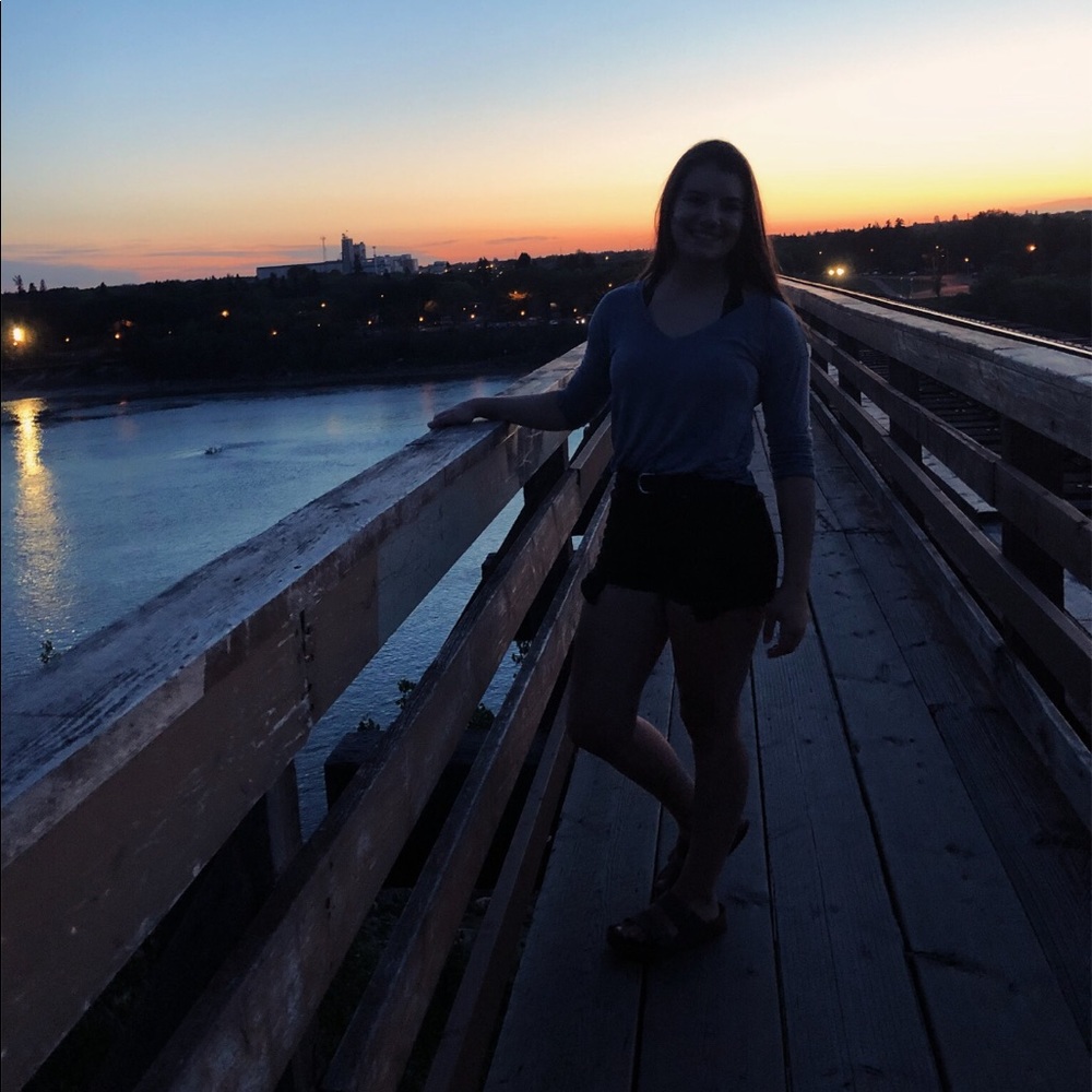 Meet your Posher, Amy